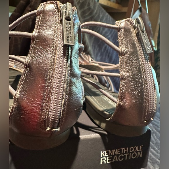 Kenneth Cole Reaction Gladiator Leather Sandal - Picture 2 of 4